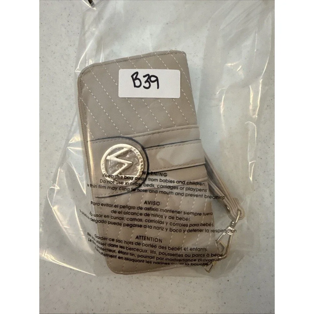 MKF by MIA K FARROW Large Zip Around 4x8. Wristlet /Wallet Cream